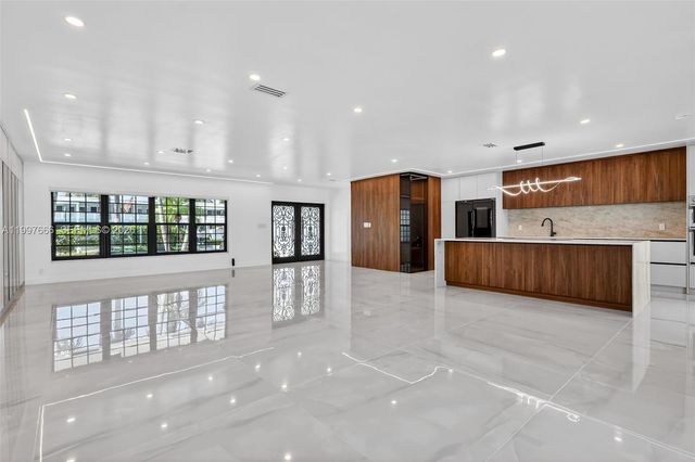 607 Layne Boulevard, Hallandale Beach, FL 33009