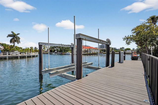 607 Layne Boulevard, Hallandale Beach, FL 33009
