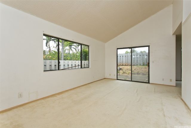91-214 Kikiao Street, Kapolei, HI 96707