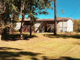 1992 River Road, Lowndesboro, AL 36752