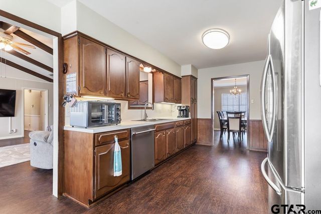 1505 Everglades Dr, Tyler, TX 75703