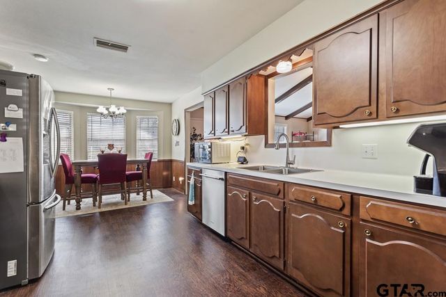 1505 Everglades Dr, Tyler, TX 75703