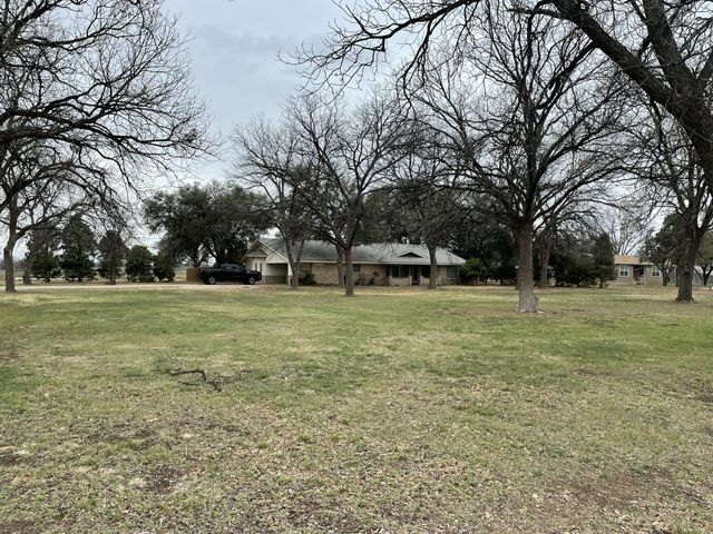 3125 Country Club Road, San Angelo, TX 76904