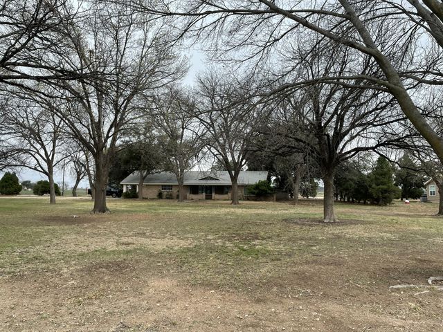 3125 Country Club Road, San Angelo, TX 76904
