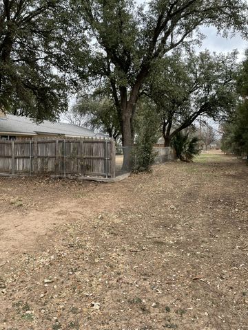 3125 Country Club Road, San Angelo, TX 76904