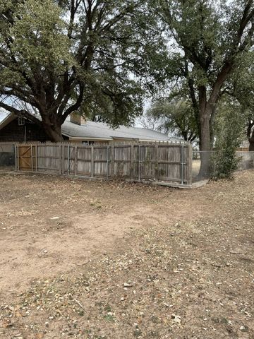 3125 Country Club Road, San Angelo, TX 76904