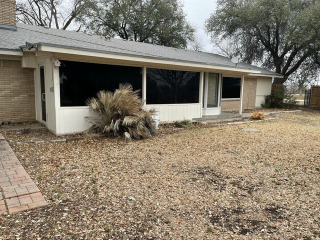 3125 Country Club Road, San Angelo, TX 76904