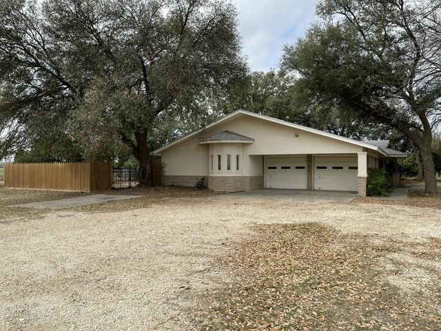 3125 Country Club Road, San Angelo, TX 76904