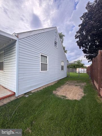 8142 DUNDALK AVE, Baltimore, MD 21222