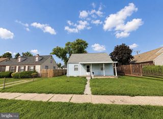 8142 DUNDALK AVE, Baltimore, MD 21222