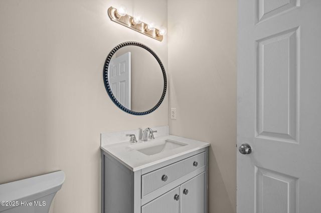 601 Pelletier Loop Road K63, Swansboro, NC 28584