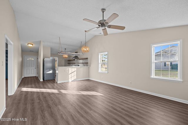 601 Pelletier Loop Road K63, Swansboro, NC 28584