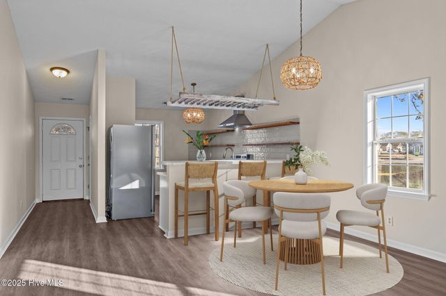 601 Pelletier Loop Road K63, Swansboro, NC 28584