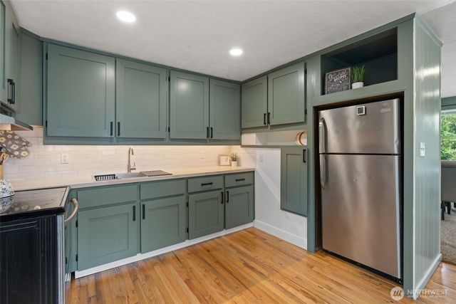 713 Hull Avenue, Port Orchard, WA 98366