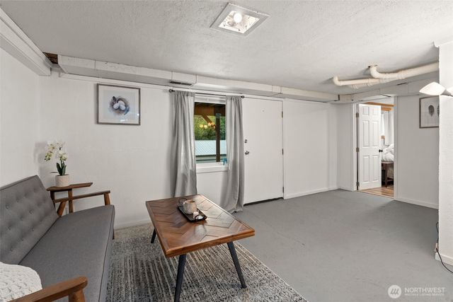 713 Hull Avenue, Port Orchard, WA 98366