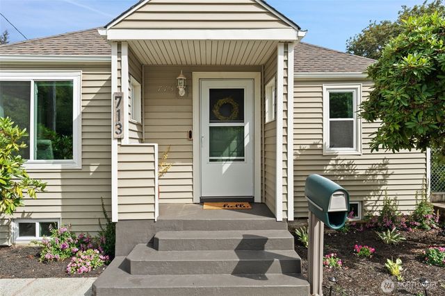 713 Hull Avenue, Port Orchard, WA 98366