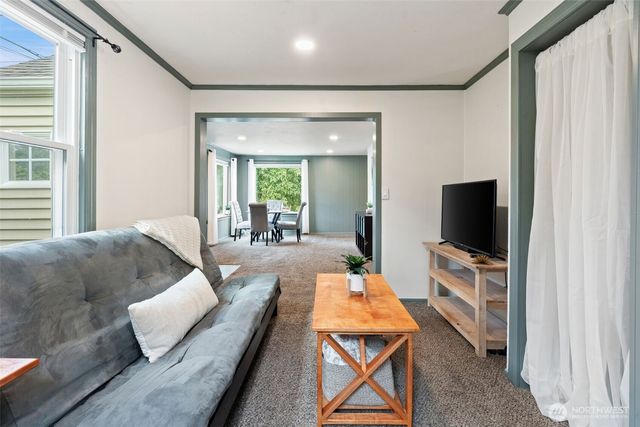 713 Hull Avenue, Port Orchard, WA 98366