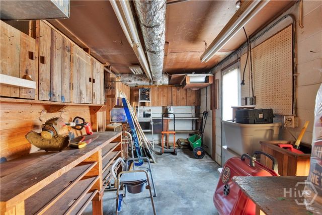 1402 E 51st Street, Savannah, GA 31404