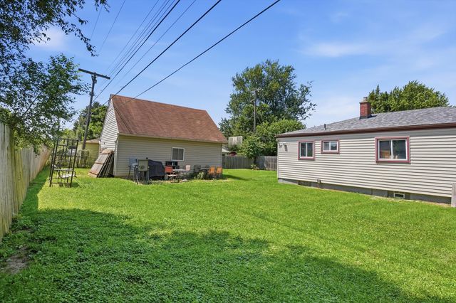 9088 Monroe Boulevard, Taylor, MI 48180