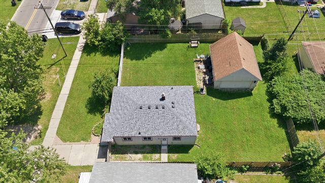 9088 Monroe Boulevard, Taylor, MI 48180
