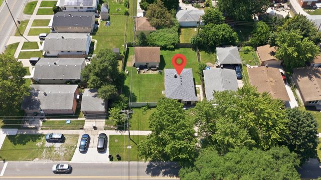 9088 Monroe Boulevard, Taylor, MI 48180