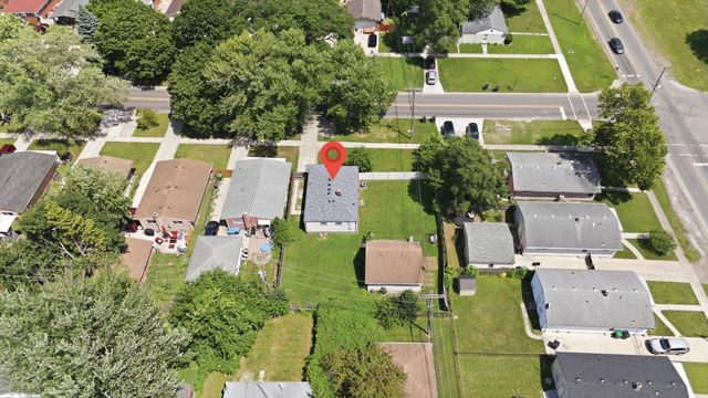 9088 Monroe Boulevard, Taylor, MI 48180