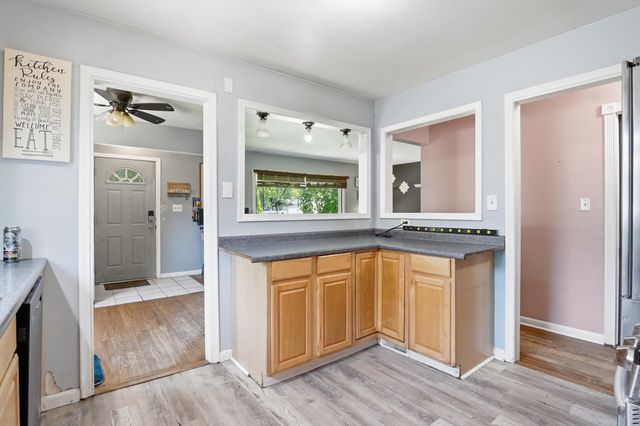 9088 Monroe Boulevard, Taylor, MI 48180