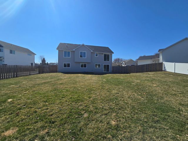 1115 Rich River Way, New Richmond, WI 54017