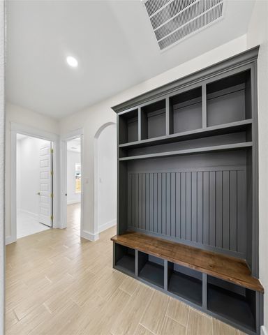 2700 Westbrook Avenue, Fort Worth, TX 76111