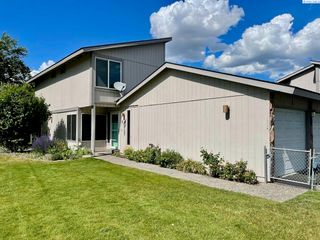 2120 Duportail St Apt 1, Richland, WA 99352