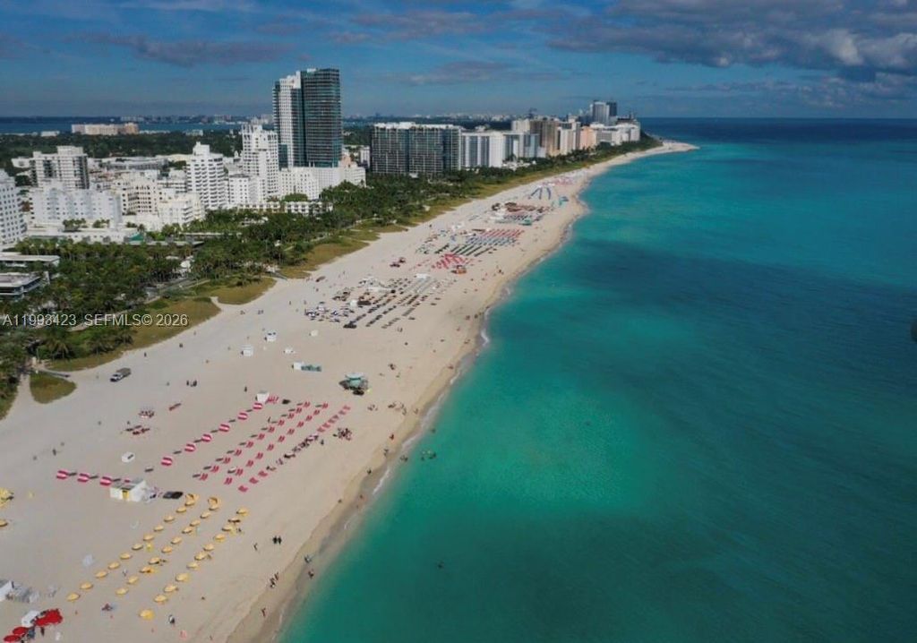 Image 12 of property listing at 1623 Collins Ave 318, Miami Beach, FL 33139