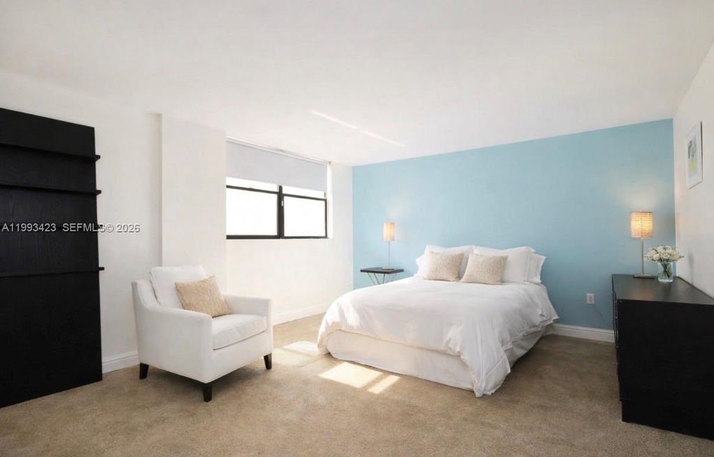 Image 4 of property listing at 1623 Collins Ave 318, Miami Beach, FL 33139