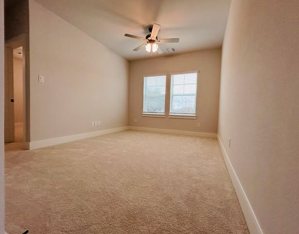 530 Mission Trail B3B, Arlington, TX 76010