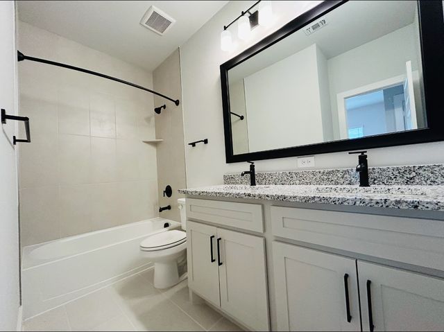 530 Mission Trail B3B, Arlington, TX 76010