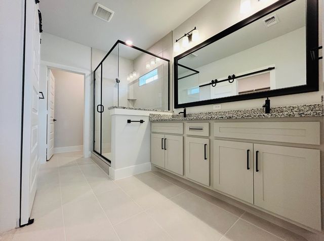 530 Mission Trail B3B, Arlington, TX 76010