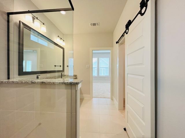 530 Mission Trail B3B, Arlington, TX 76010