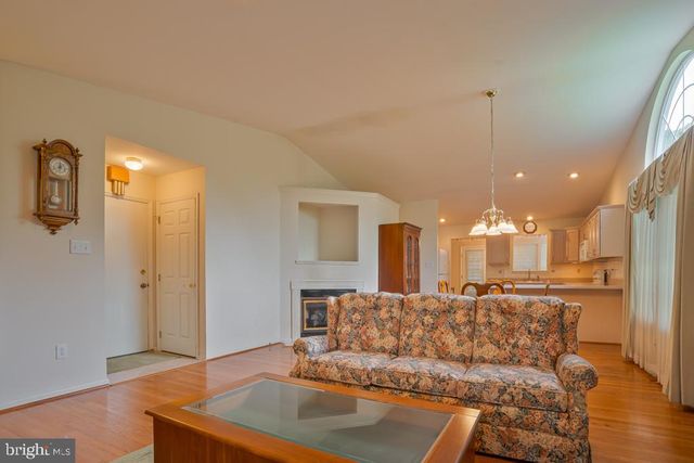 173 TRELLIS LN, Sewell, NJ 08080