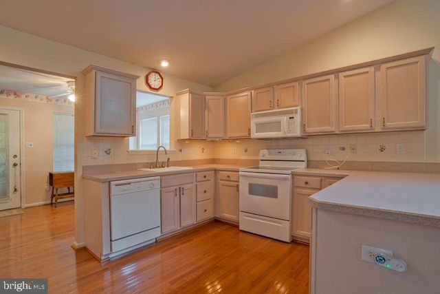 173 TRELLIS LN, Sewell, NJ 08080