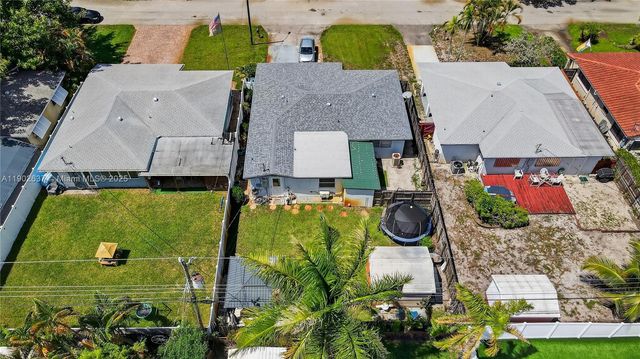 554 NW 46th St 1, Oakland Park, FL 33309