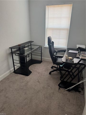 17 Lacrosse ST, Hampton, VA 23663