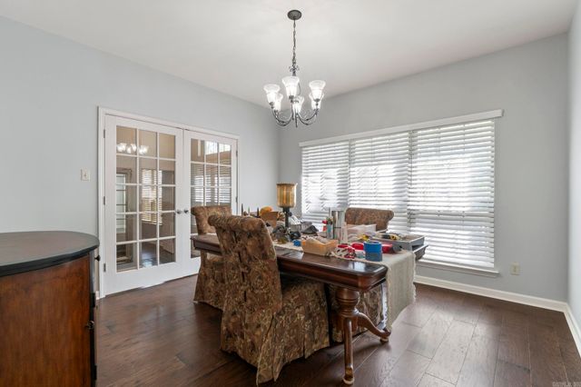 12 Fox Chapel Court, Little Rock, AR 72212