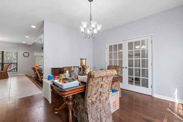 12 Fox Chapel Court, Little Rock, AR 72212