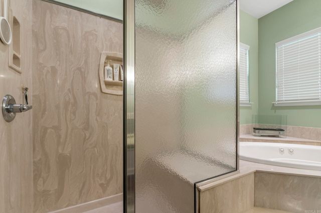 12 Fox Chapel Court, Little Rock, AR 72212