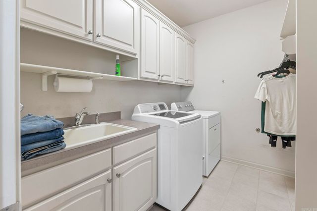 12 Fox Chapel Court, Little Rock, AR 72212