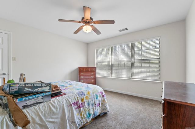 12 Fox Chapel Court, Little Rock, AR 72212