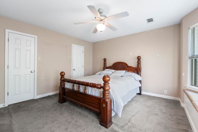 12 Fox Chapel Court, Little Rock, AR 72212