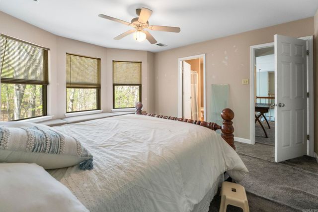 12 Fox Chapel Court, Little Rock, AR 72212