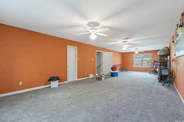 12 Fox Chapel Court, Little Rock, AR 72212