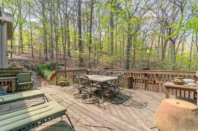 12 Fox Chapel Court, Little Rock, AR 72212