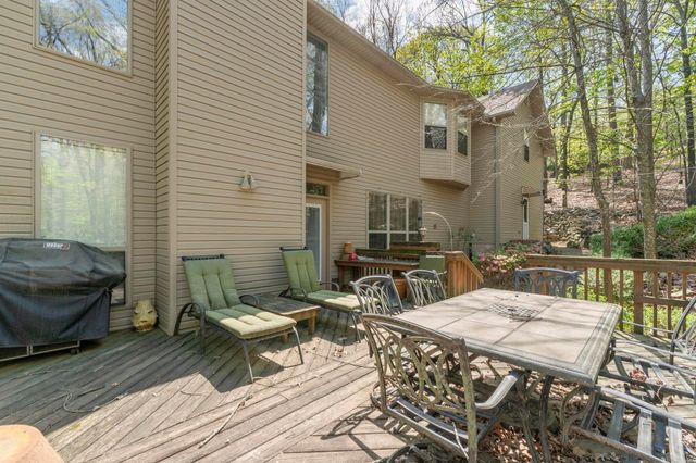 12 Fox Chapel Court, Little Rock, AR 72212